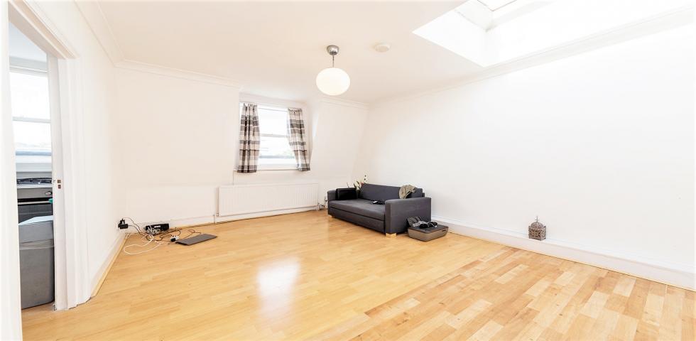 			1 Bedroom, 1 bath, 1 reception Flat			 Marylands Road, MAIDA VALE